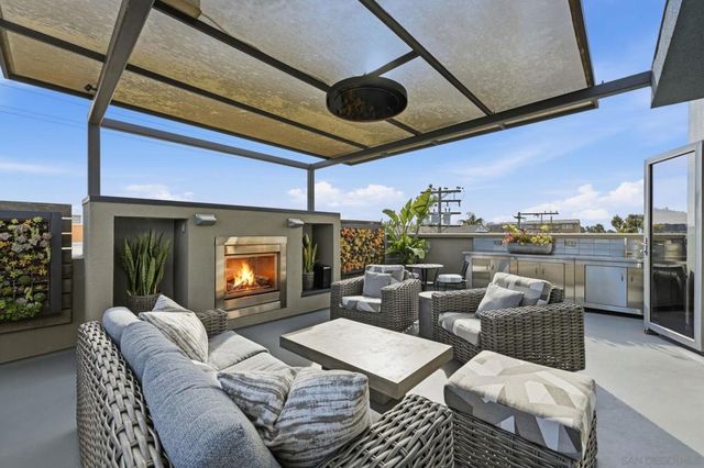 4065 Brant St, San Diego, CA 92103