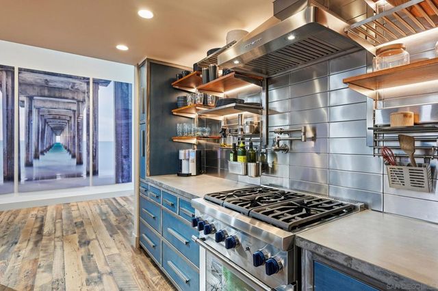 4065 Brant St, San Diego, CA 92103