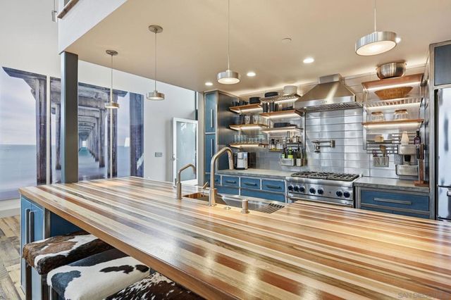 4065 Brant St, San Diego, CA 92103