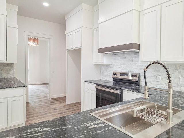 520 NW 167th Street, Edmond, OK 73012