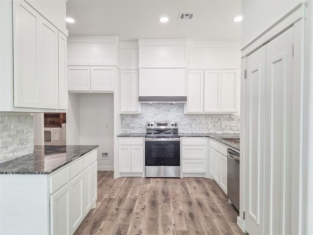 520 NW 167th Street, Edmond, OK 73012