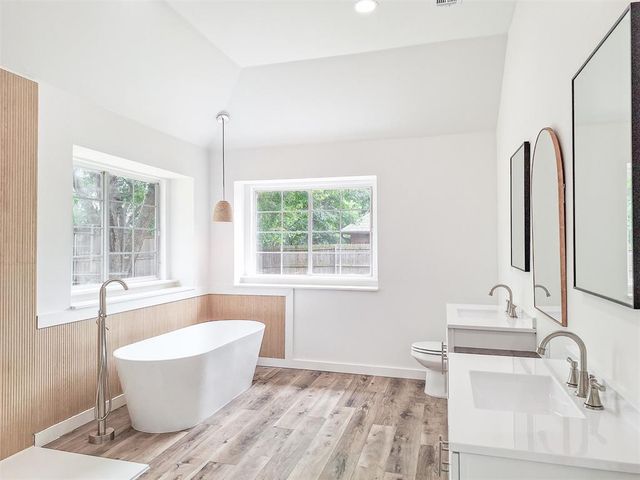 520 NW 167th Street, Edmond, OK 73012