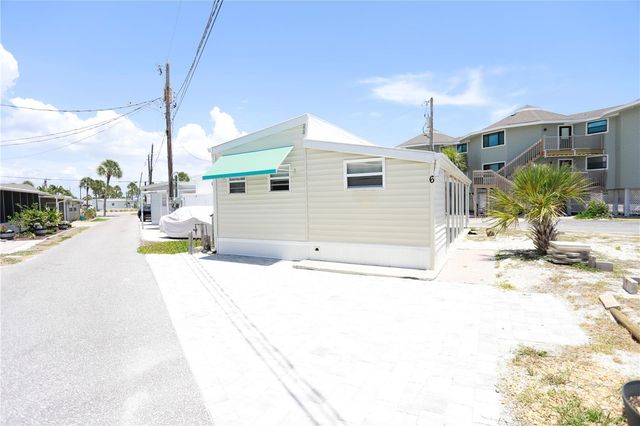 2295 N BEACH ROAD 6, Englewood, FL 34223