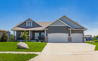 218 34th Street SE, Altoona, IA 50009