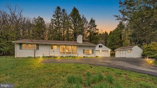 444 N HEIDELBERG RD, Robesonia, PA 19551