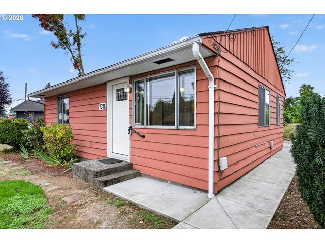 1311 E 32ND Ave, Vancouver, WA 98661