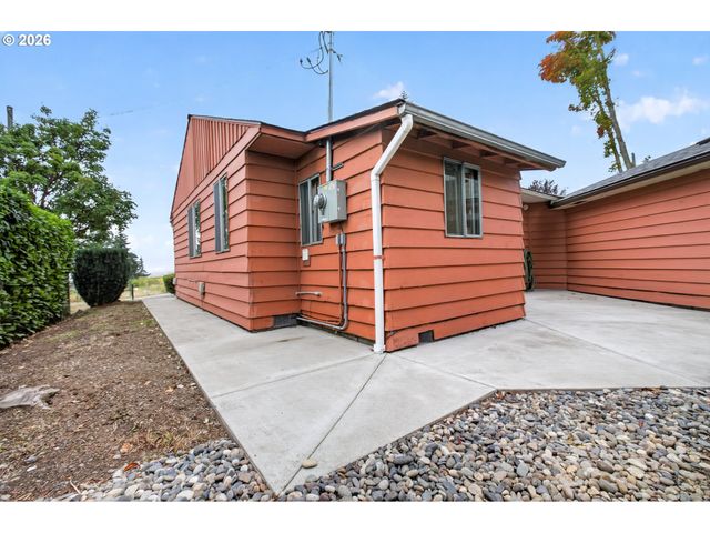 1311 E 32ND Ave, Vancouver, WA 98661