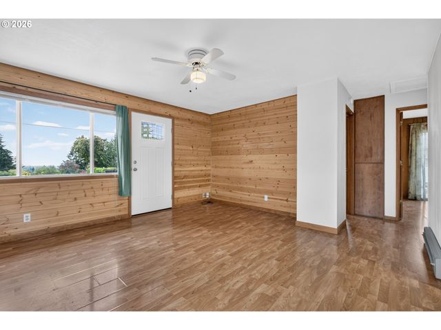 1311 E 32ND Ave, Vancouver, WA 98661