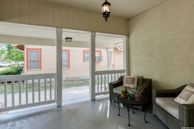 1932 W Huisache, San Antonio, TX 78201