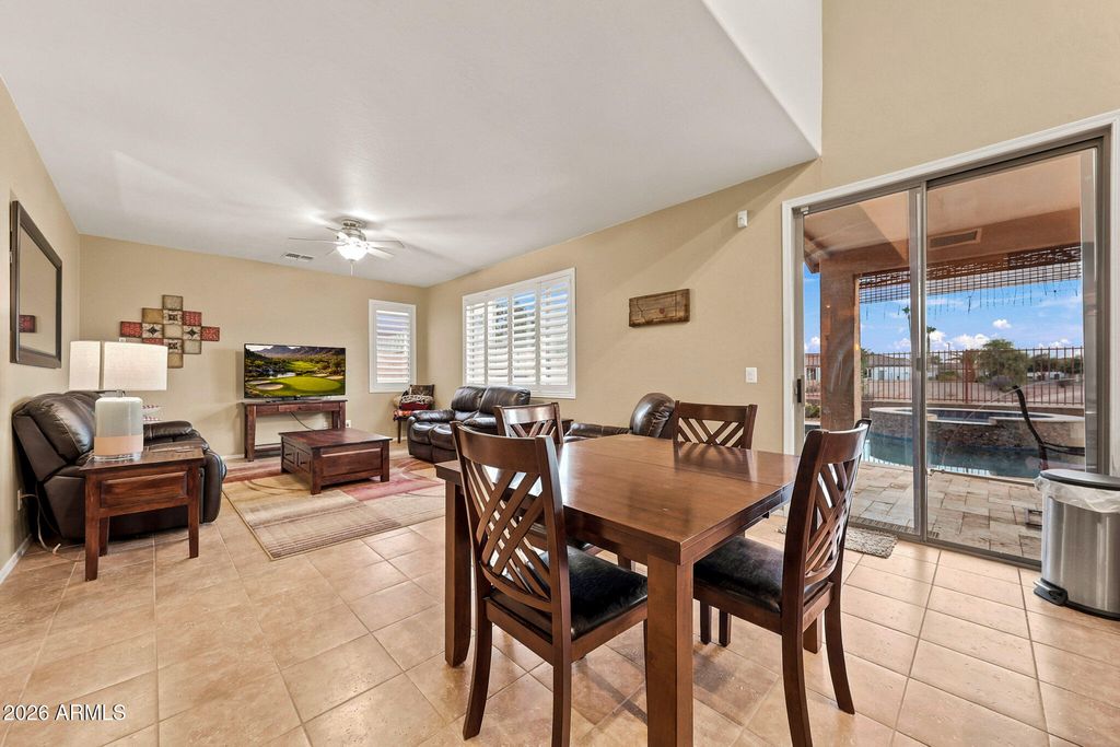 6626 S CARTIER Drive, Gilbert, AZ 85298 — photo 4