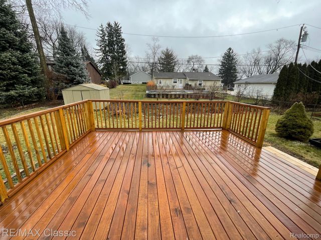 3825 FIELDVIEW Avenue, West Bloomfield Twp, MI 48324