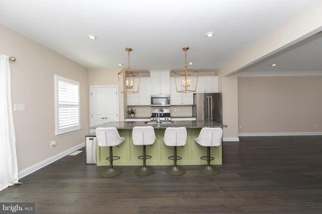 137 MERIDIAN LN, Sewell, NJ 08080