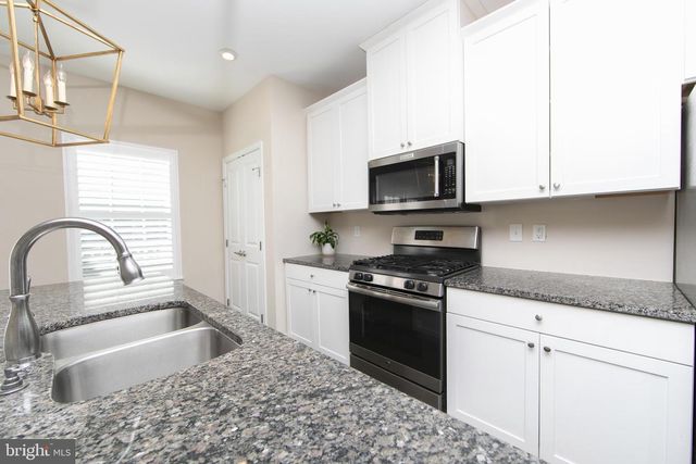 137 MERIDIAN LN, Sewell, NJ 08080