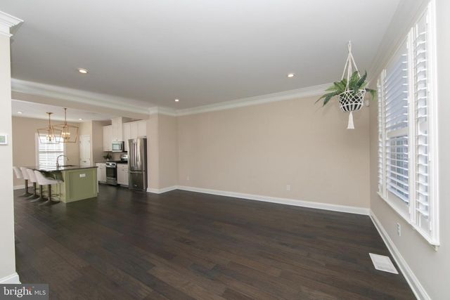 137 MERIDIAN LN, Sewell, NJ 08080