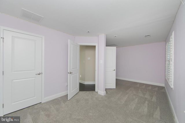 137 MERIDIAN LN, Sewell, NJ 08080