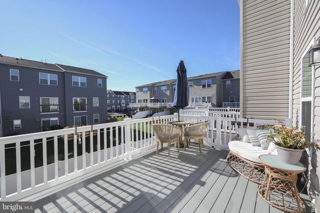 137 MERIDIAN LN, Sewell, NJ 08080