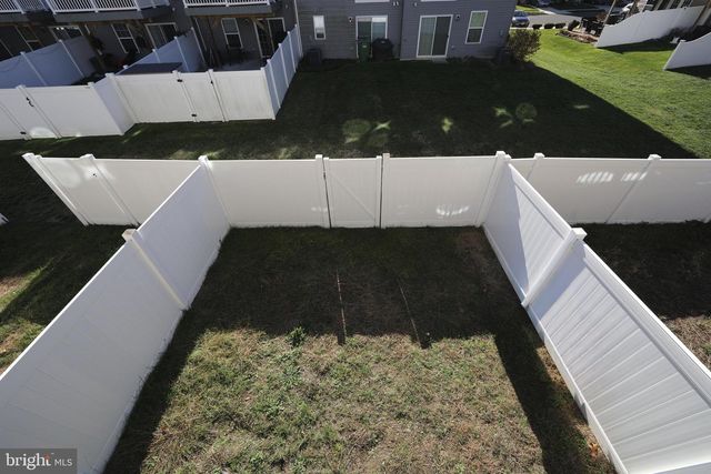 137 MERIDIAN LN, Sewell, NJ 08080