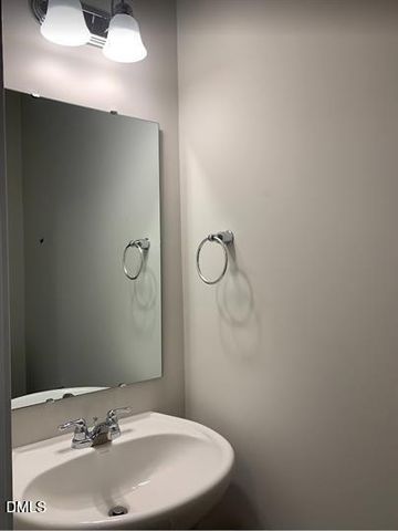 1614 Glacier, Durham, NC 27713