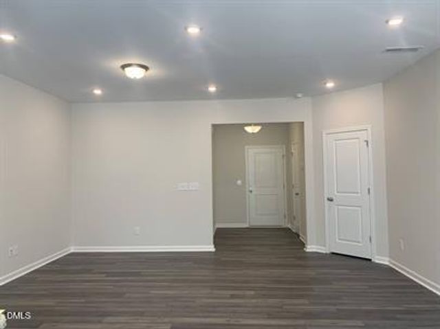 1614 Glacier, Durham, NC 27713