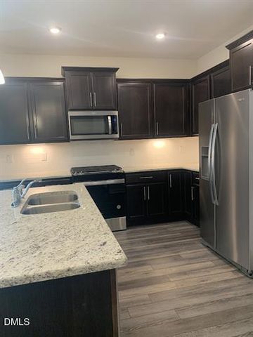 1614 Glacier, Durham, NC 27713