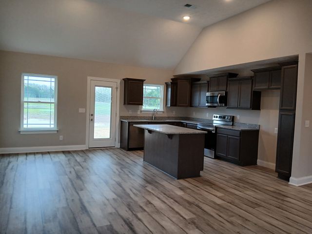 2903 Upstream Road, Christiana, TN 37037