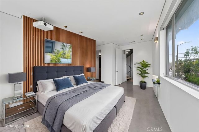 404 Grand, Venice, CA 90291