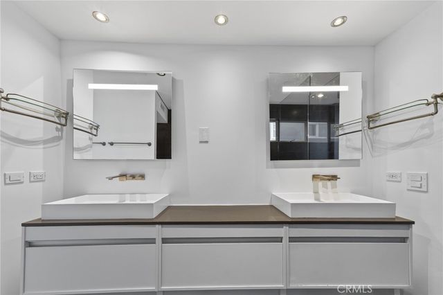 404 Grand, Venice, CA 90291