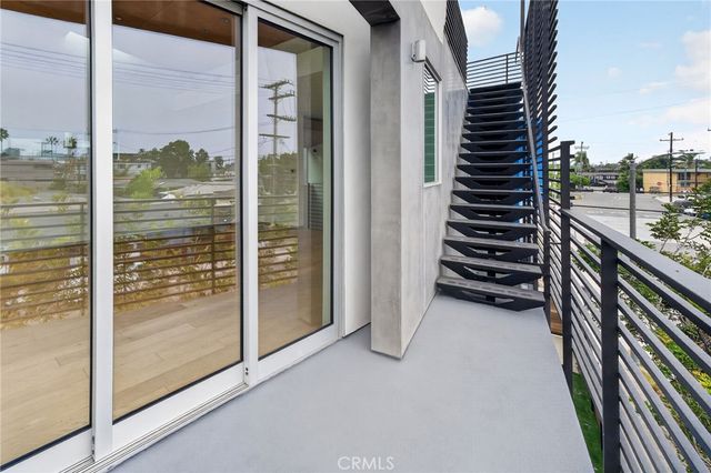 404 Grand, Venice, CA 90291