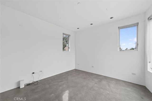 404 Grand, Venice, CA 90291