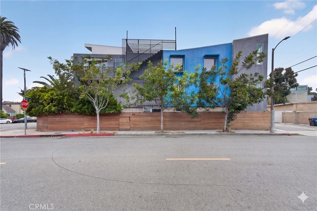 404 Grand, Venice, CA 90291