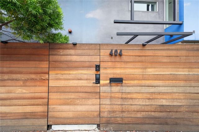 404 Grand, Venice, CA 90291