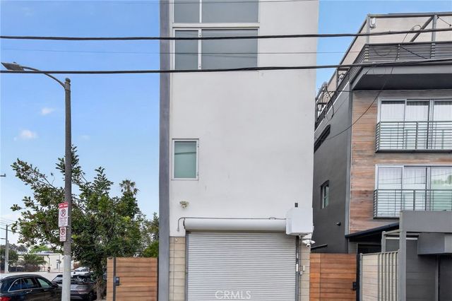 404 Grand, Venice, CA 90291