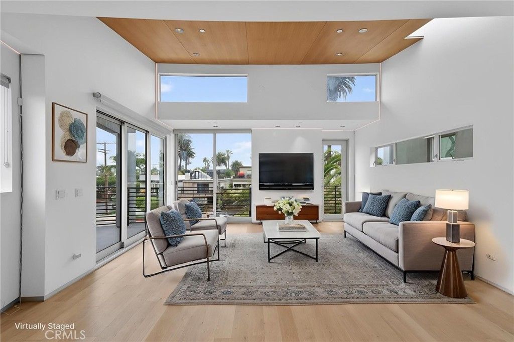 404 Grand, Venice, CA 90291