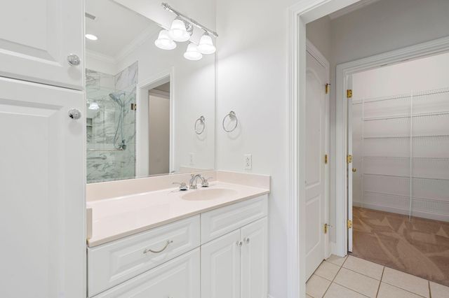 960 Village Green Avenue, Lexington, KY 40509