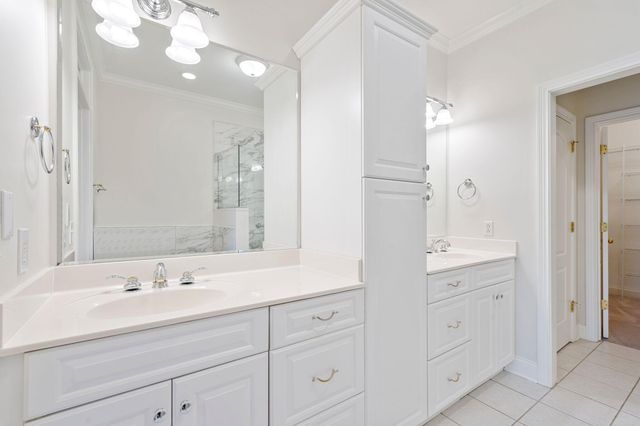 960 Village Green Avenue, Lexington, KY 40509