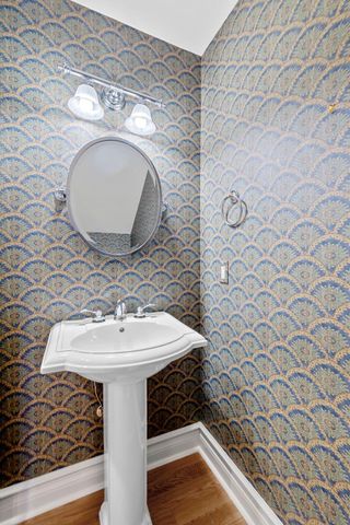 960 Village Green Avenue, Lexington, KY 40509