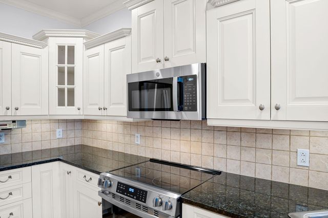 960 Village Green Avenue, Lexington, KY 40509