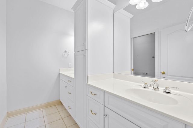 960 Village Green Avenue, Lexington, KY 40509