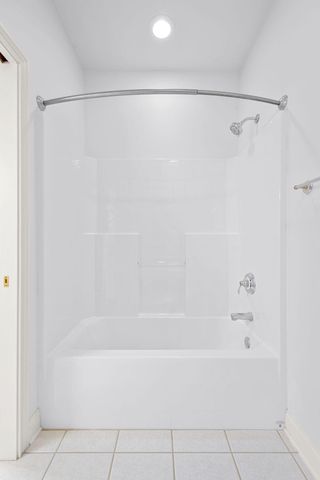 960 Village Green Avenue, Lexington, KY 40509