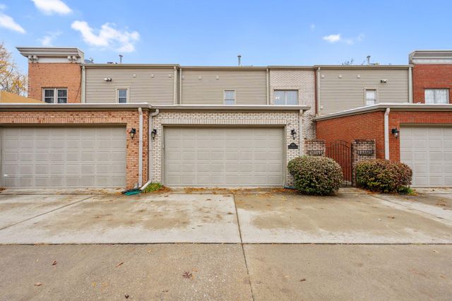 960 Village Green Avenue, Lexington, KY 40509