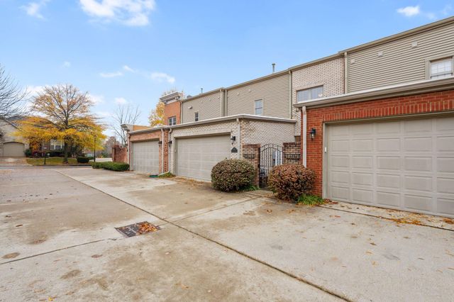 960 Village Green Avenue, Lexington, KY 40509