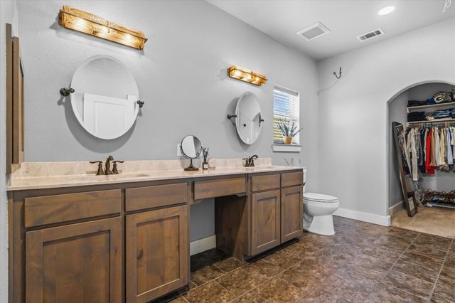 3910 Pocahontas Drive, Flower Mound, TX 75022