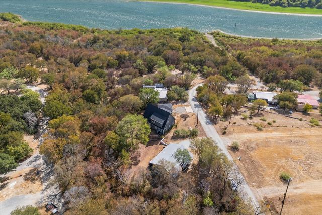 3910 Pocahontas Drive, Flower Mound, TX 75022
