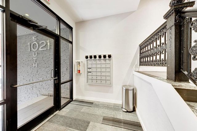 1021 S State Street 408, Chicago, IL 60605