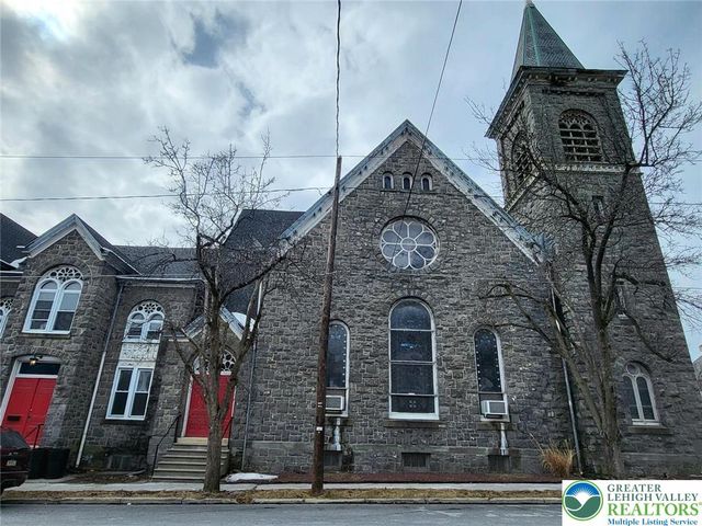 429 Walnut Street 1, Catasauqua Boro, PA 18032