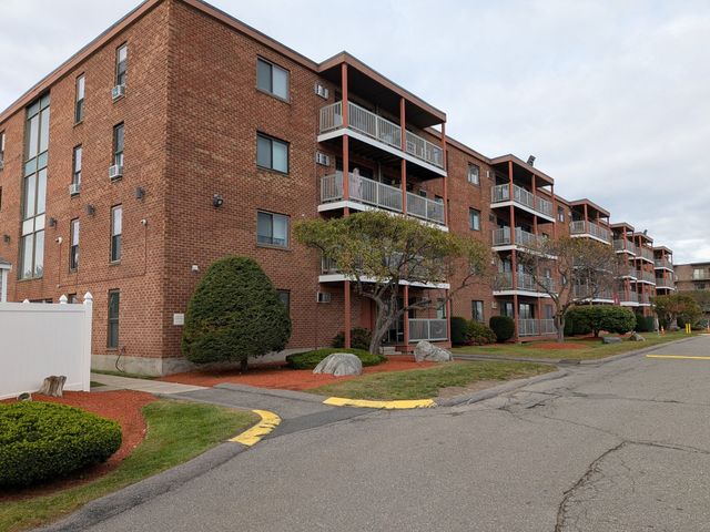 175 Ward St 28, Revere, MA 02151
