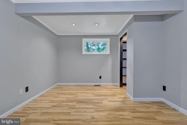 8206 WATERFORD RD, Pasadena, MD 21122