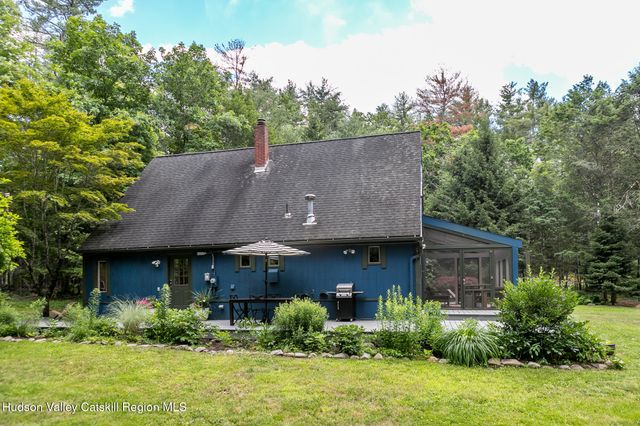 137 Stillwater Road, Stone Ridge, NY 12484