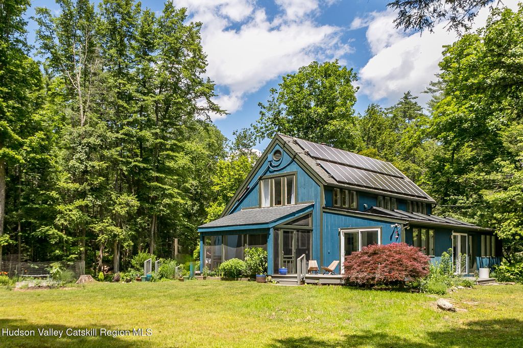 137 Stillwater Road, Stone Ridge, NY 12484