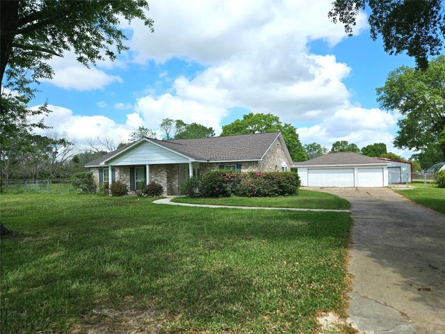 16118 Charolais Drive, Cypress, TX 77429